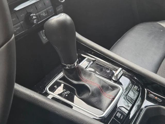 Used 2024 Black Jeep Trailhawk image 18