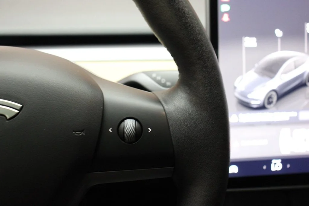Used 2023 Solid Black Tesla Long Range image 33