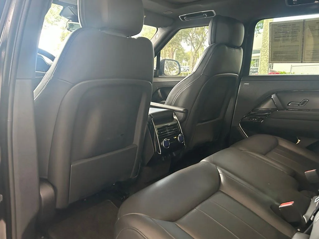 Used 2024 Black Land Rover Dynamic SE image 39