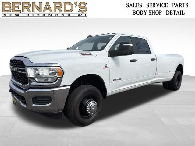 2024 RAM 3500 Big Horn 4X4 Crew Cab LWB's photo
