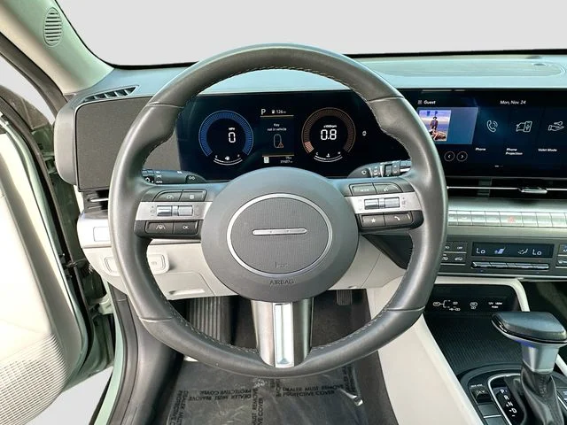 Used 2025 Green Hyundai SEL image 11