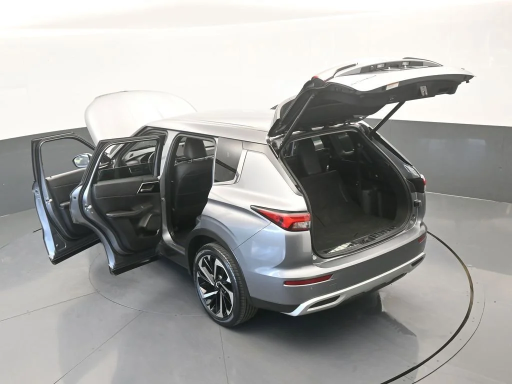 2022 Mitsubishi Outlander SE - Photo 61