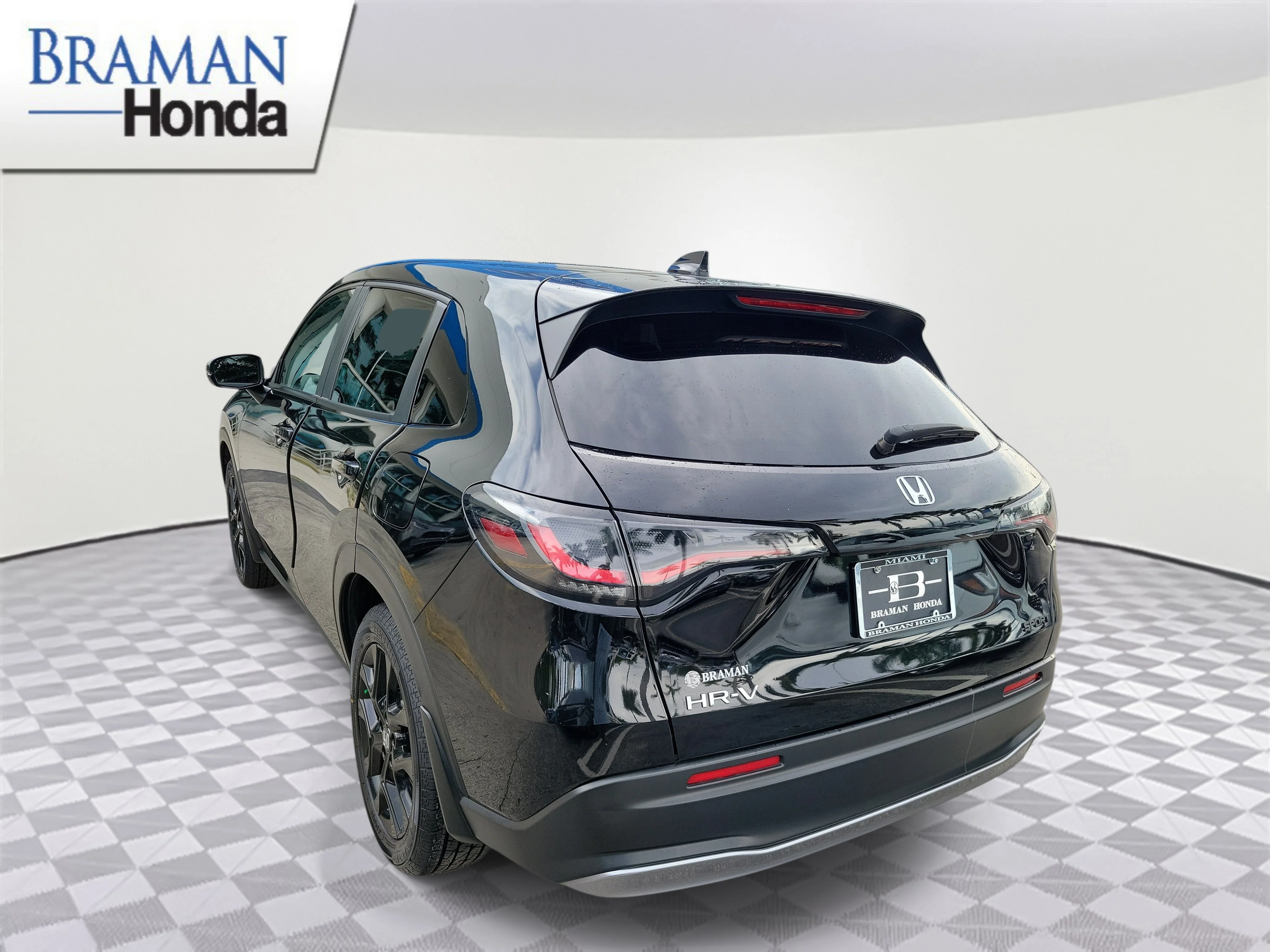 2025 Honda HR-V Sport - Photo 4