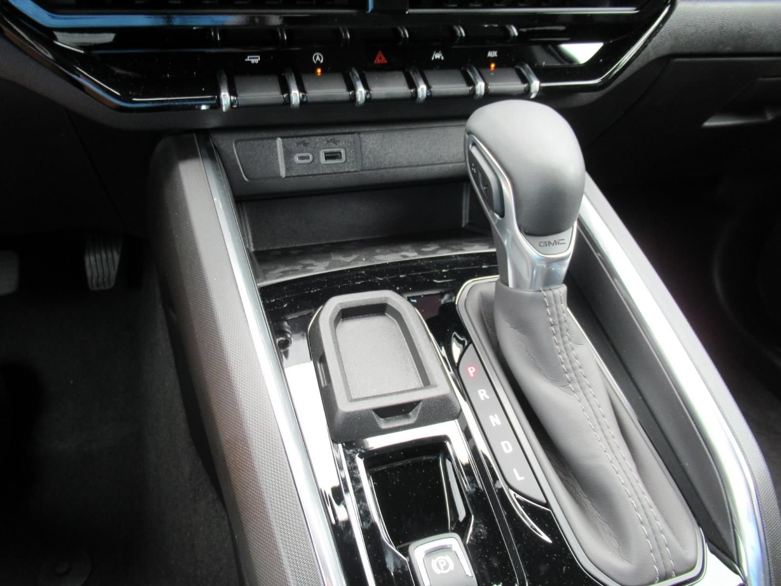 2026 GMC Canyon Elevation - Photo 26