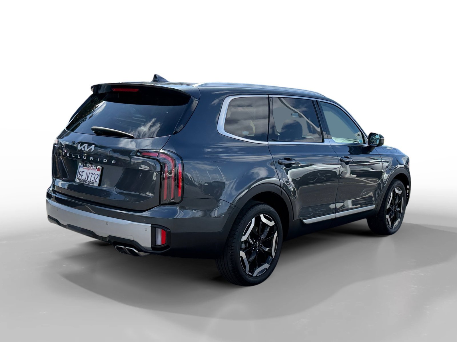 Used 2023 Gray Kia EX image 5