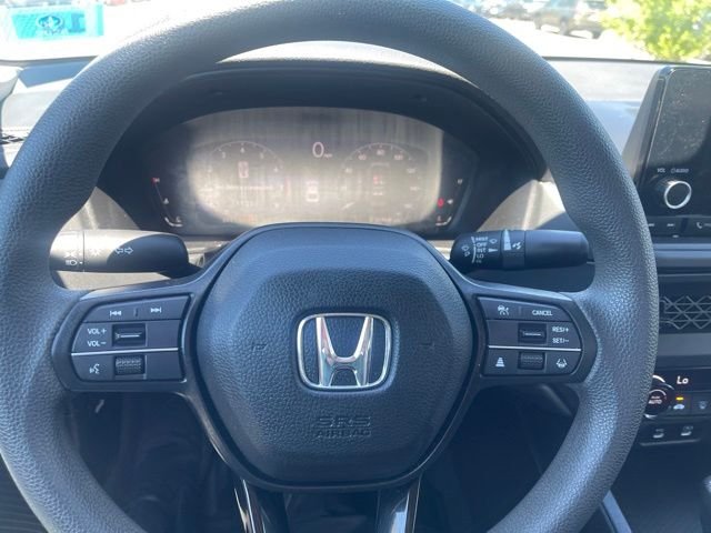Used 2023 Silver Honda LX image 18