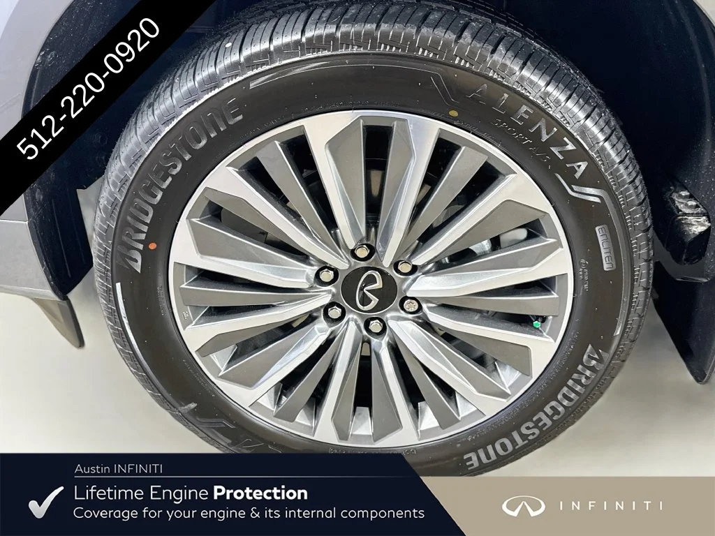 New 2027 Silver INFINITI LUXE image 43