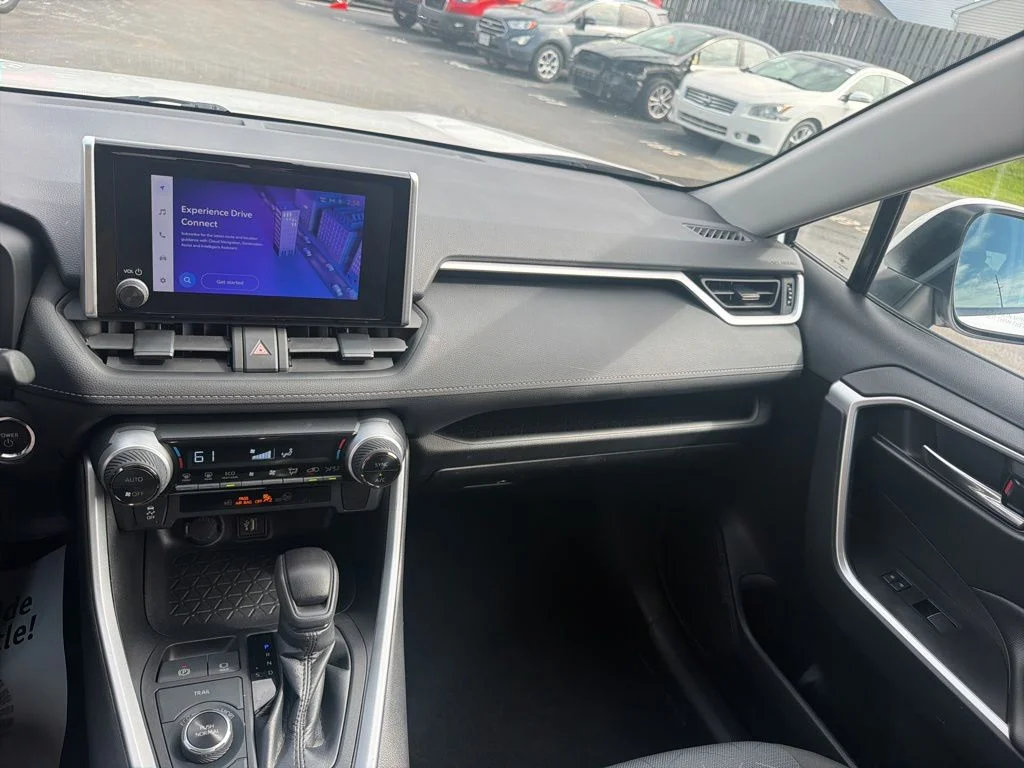 Used 2023 White Toyota XLE image 31