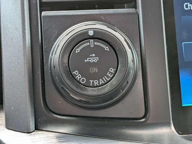 Used 2021 White Ford Lariat image 27
