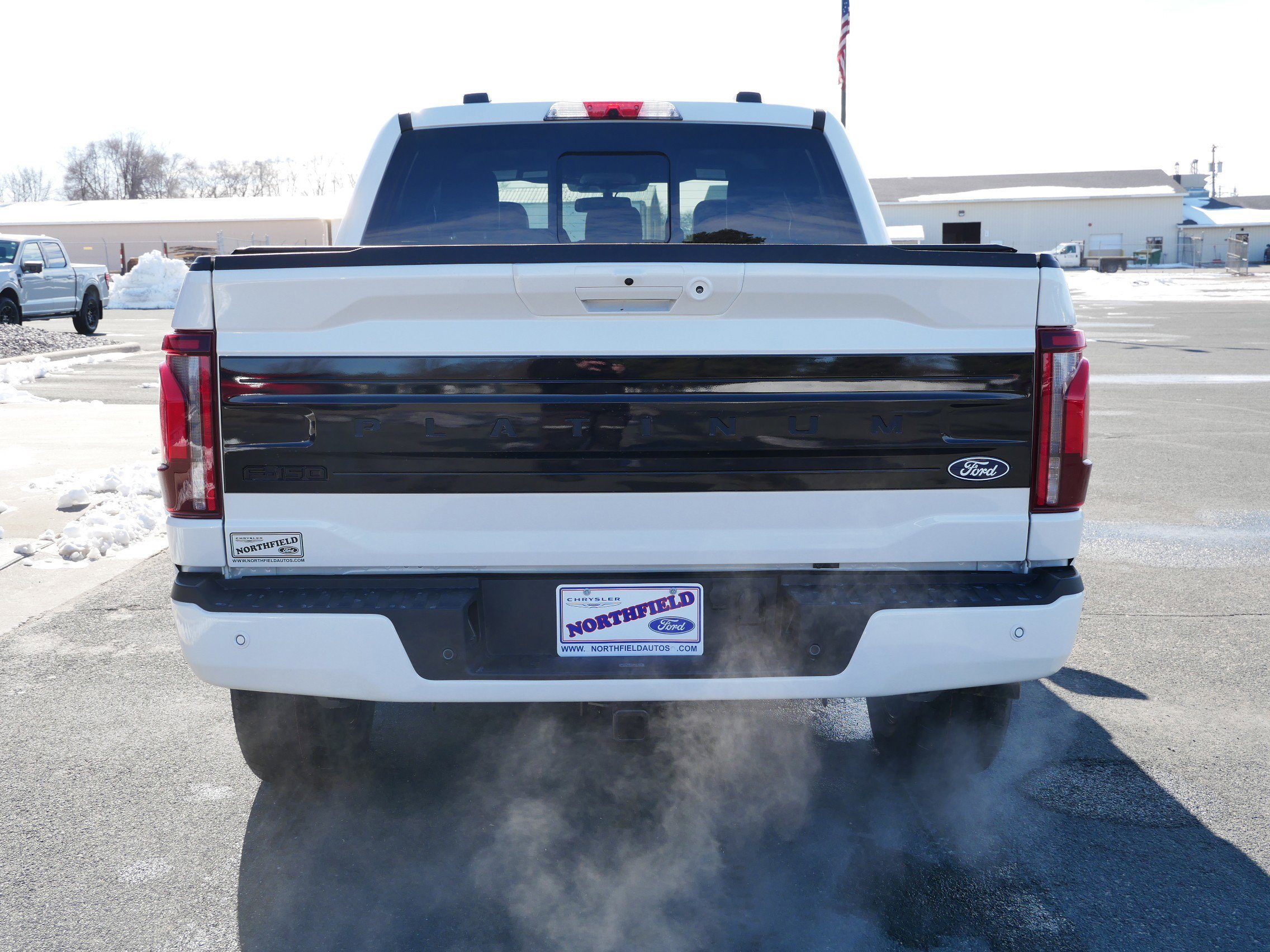 View vehicle photo 7