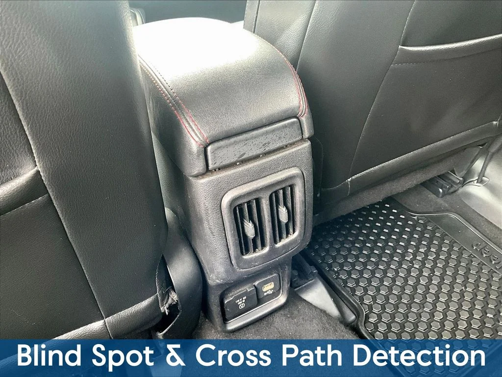 Certified Used 2018 White Jeep Trailhawk image 13