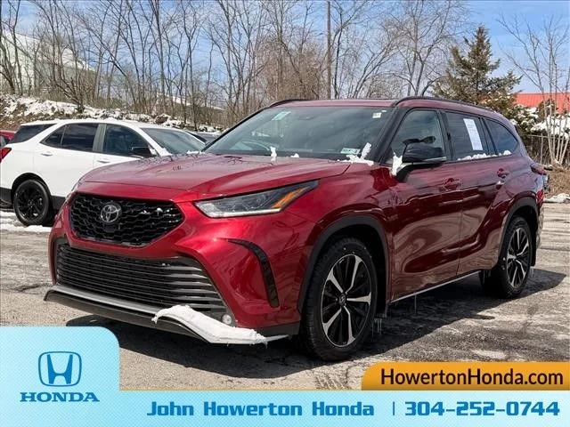 Used 2022 Red Toyota XSE image 9