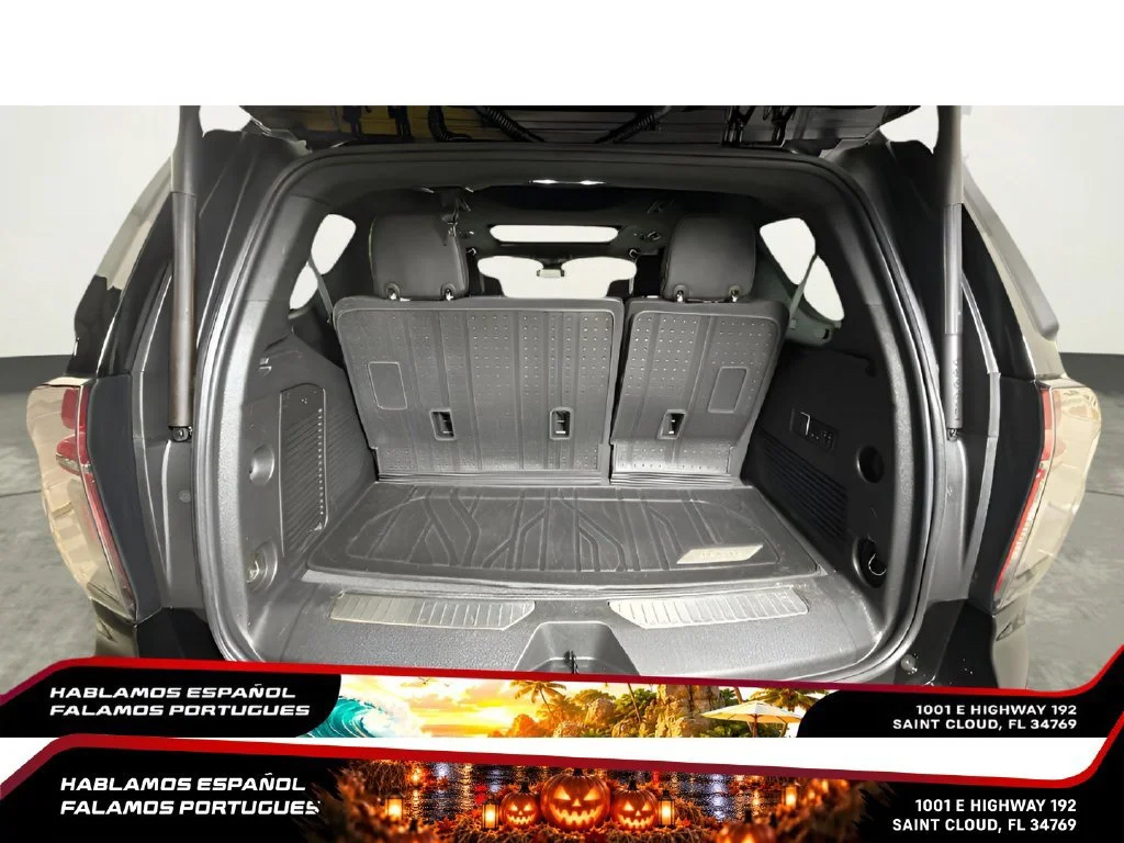 Used 2024 Black Chevrolet RST image 30