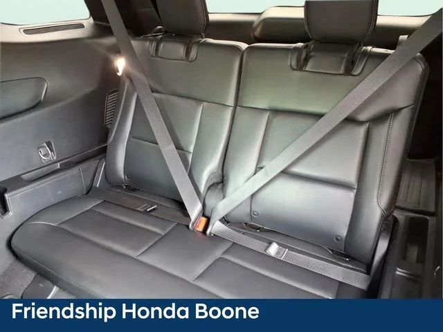Used 2020 Blue Ford XLT image 17