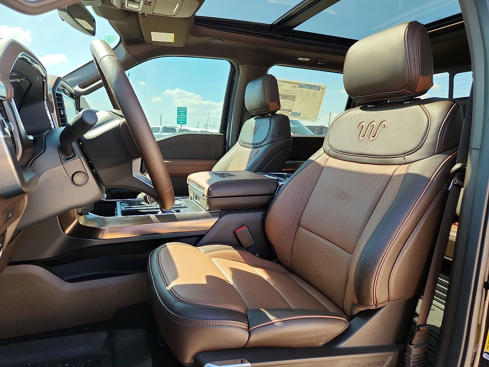 New 2026 Agate Black Metallic Ford King Ranch image 17
