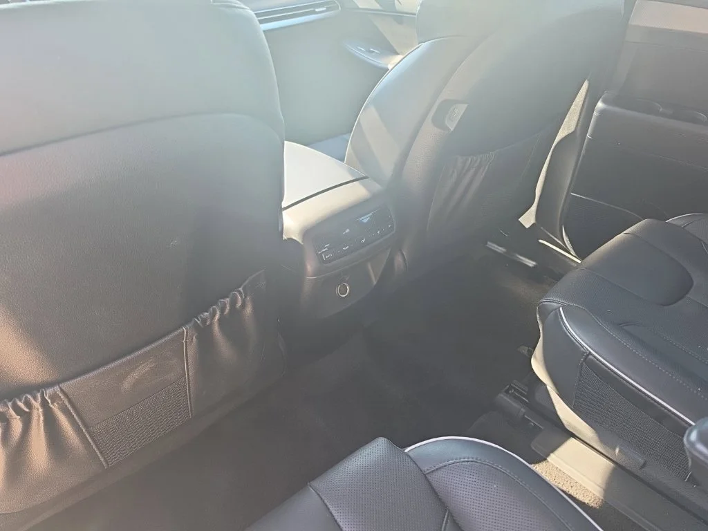 Used 2025 White Hyundai SEL image 16