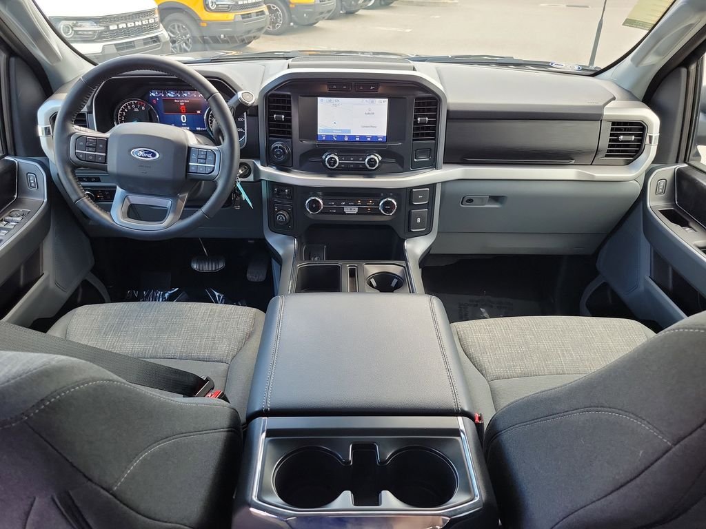 Used 2022 Blue Ford XLT image 11