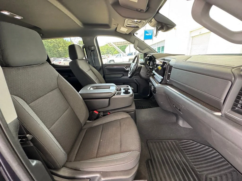 Used 2023 Ash Chevrolet LT image 17