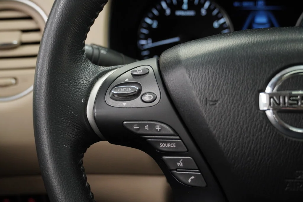 Used 2017 Gun Metallic Nissan Platinum image 34