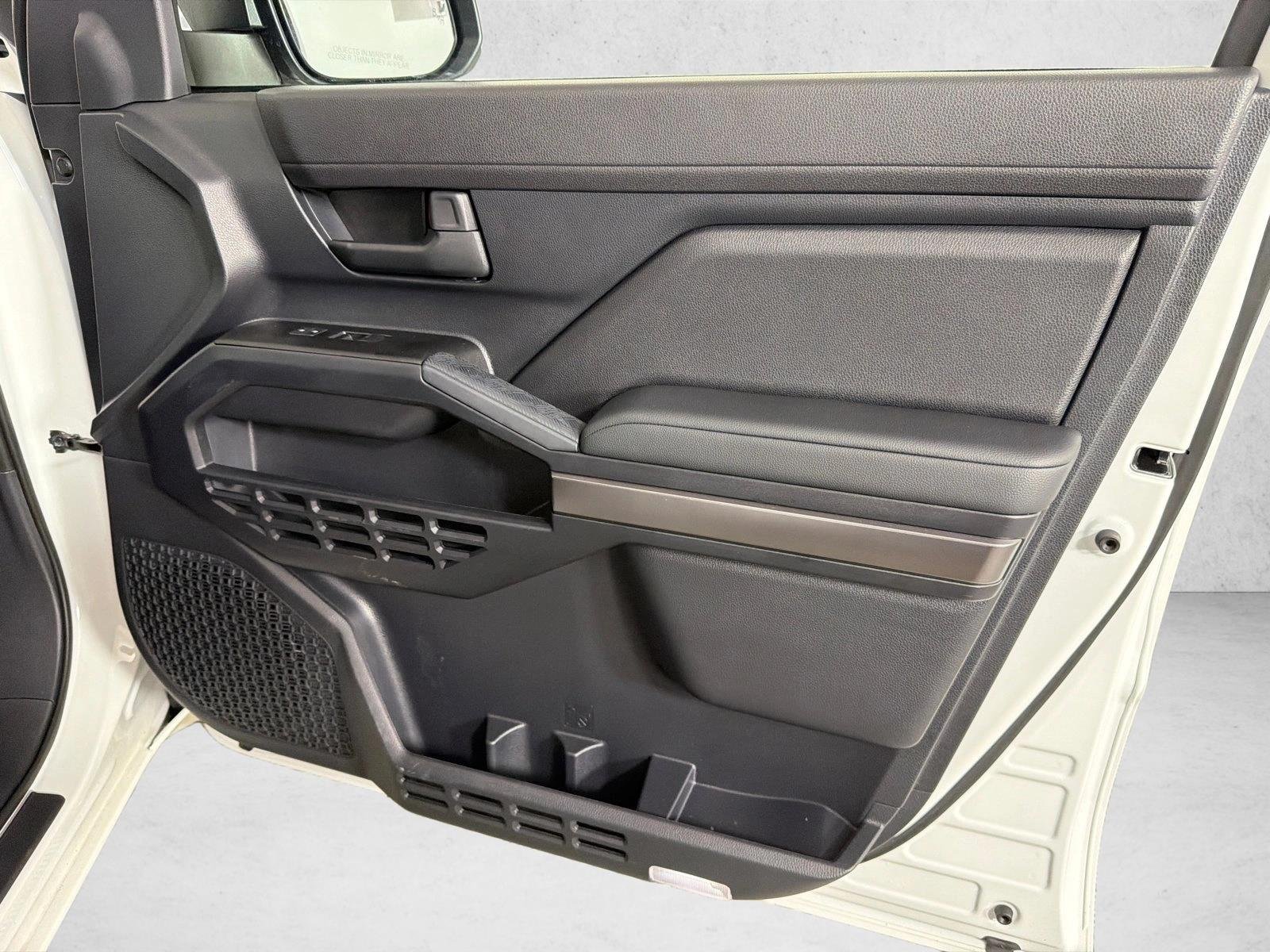 Used 2025 Silver Toyota SR5 image 14