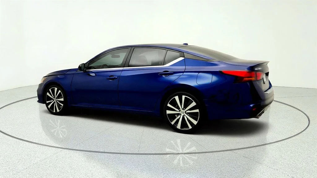 Used 2020 Deep Blue Pearl Nissan 2.5 SR Sedan image 7