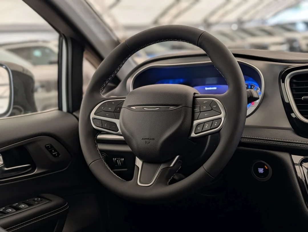New 2027 White Chrysler Select - - AWD - Full Sunroof - Safety Sphere Pkg - 360 Surround Cam - Blind Spot Mon & More! image 16