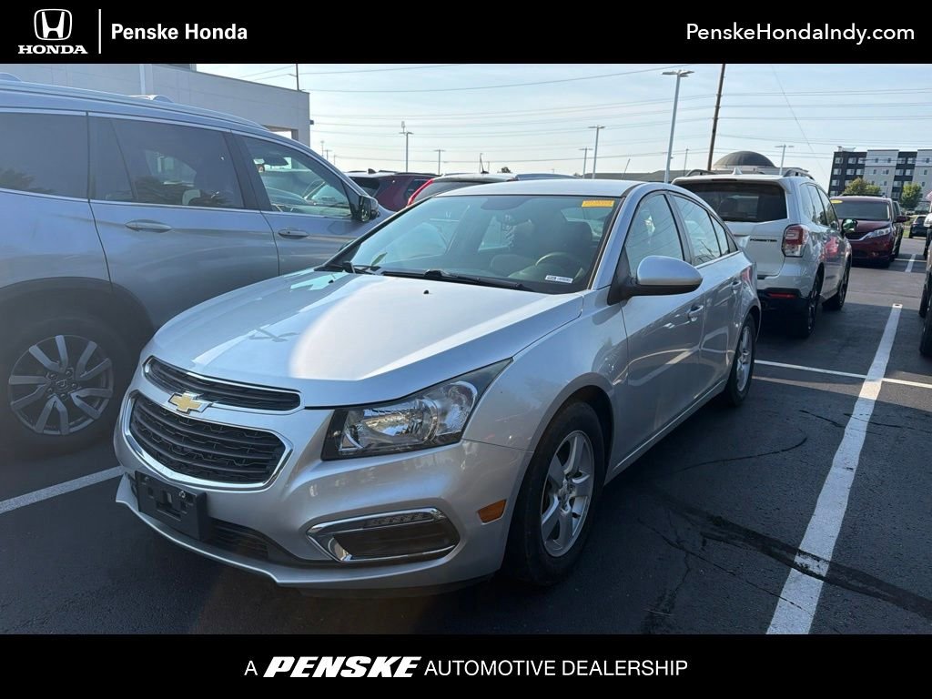 Used 2015 Silver Ice Metallic Chevrolet 1LT image 1