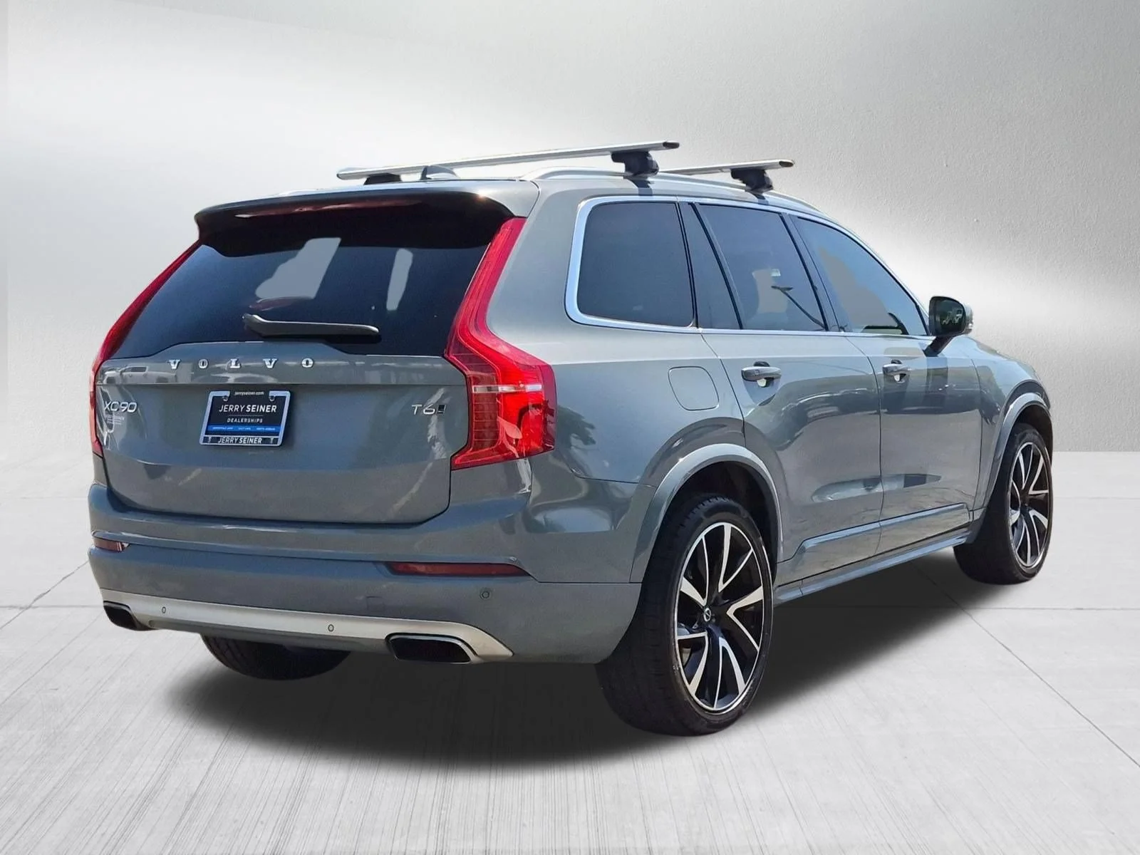 2020 Volvo XC90 Momentum - Photo 6