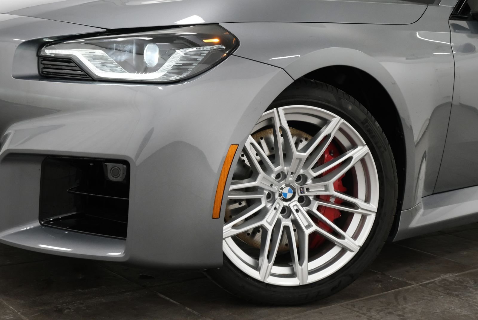 New 2026 Skyscraper Grey Metallic BMW Base image 2