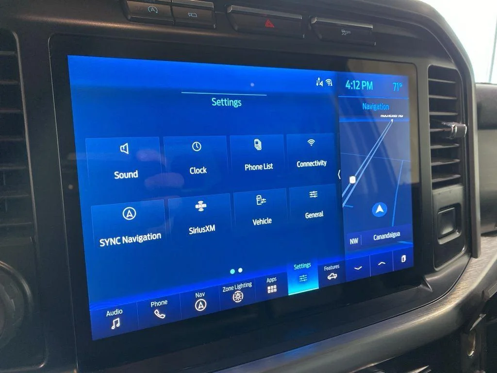 Used 2021 Black Metallic Ford LARIAT image 12
