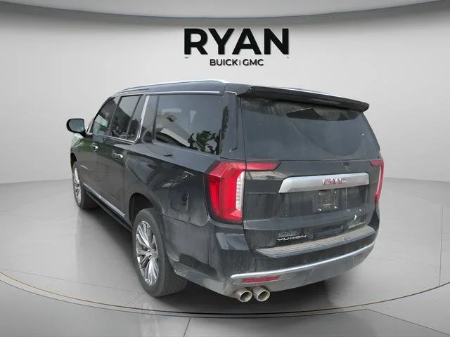 Used 2023 Onyx Black GMC Denali image 4
