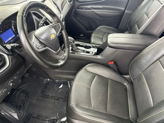 Used 2023 Gray Chevrolet Premier image 22