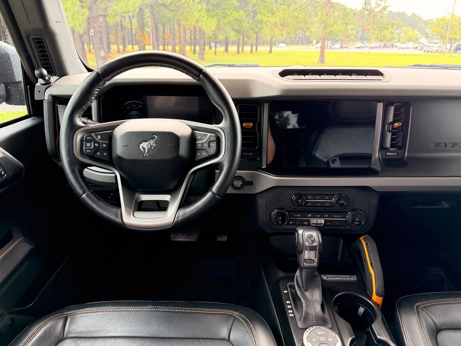 Used 2022 Carbonized Gray Metallic Ford Badlands image 3