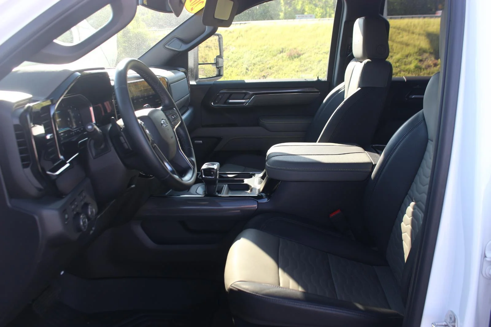 Used 2024 Summit White Chevrolet ZR2 image 21