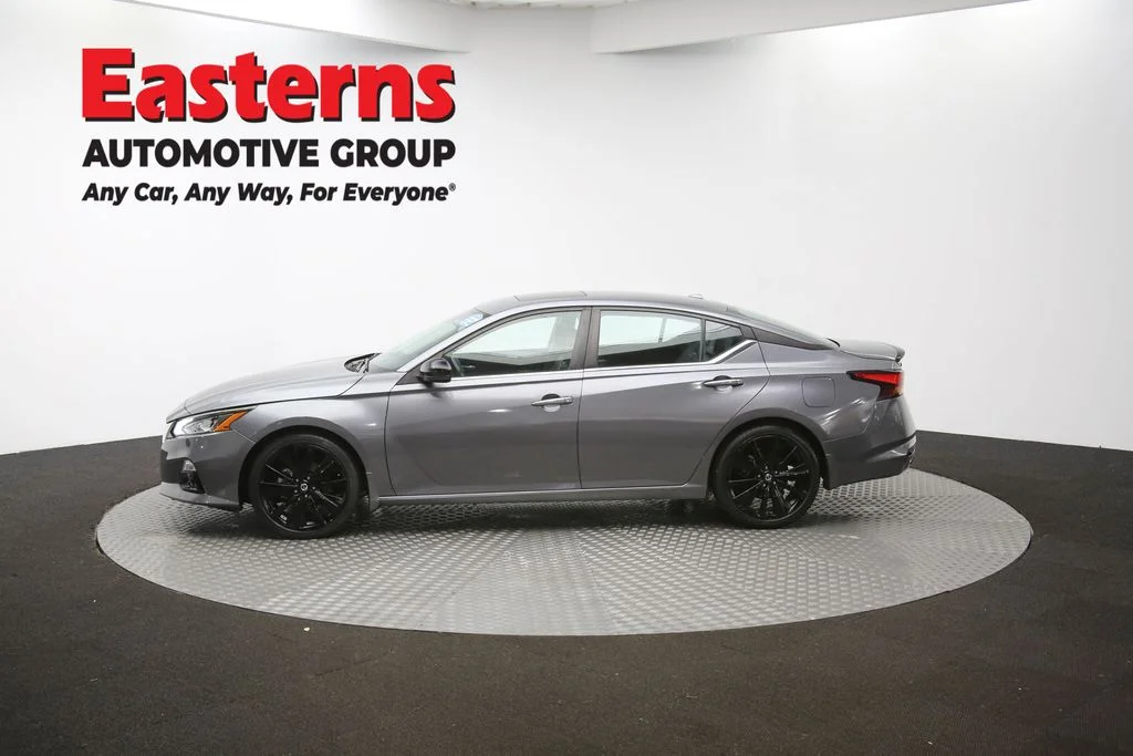 Used 2022 Gray Nissan 2.5 SR image 57