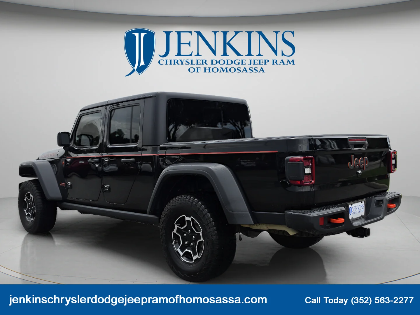 Used 2023 Black Clearcoat Jeep Mojave image 7