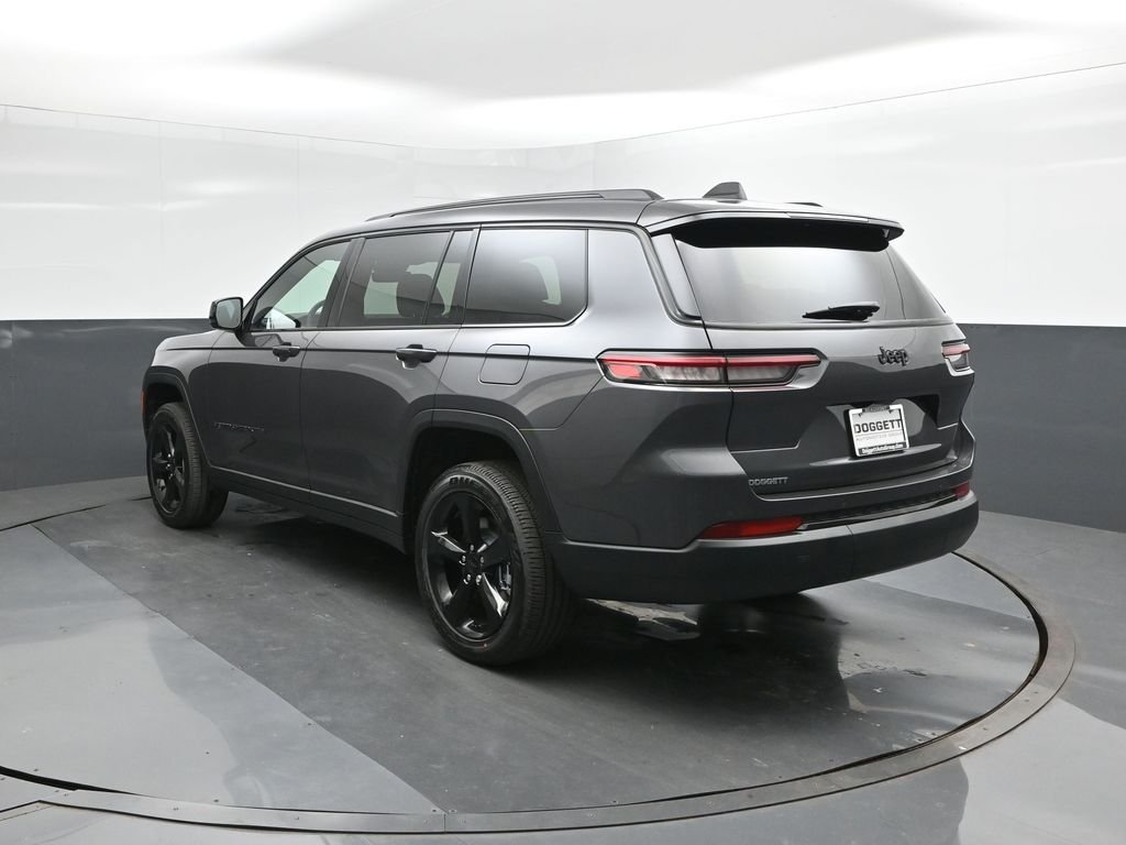 New 2025 Baltic Gray Metallic Clear-Coat Exterior Paint Jeep Altitude X image 5