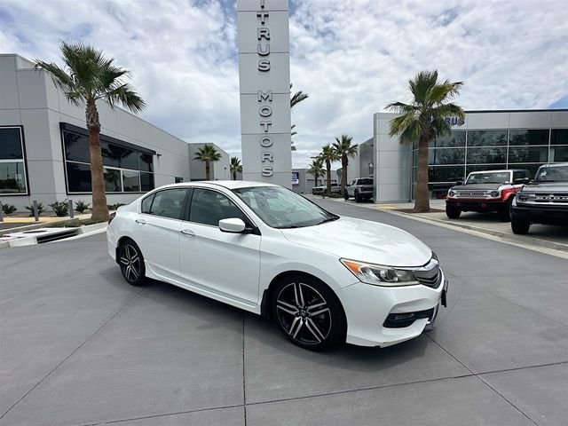 Used 2017  Honda Sport image 1