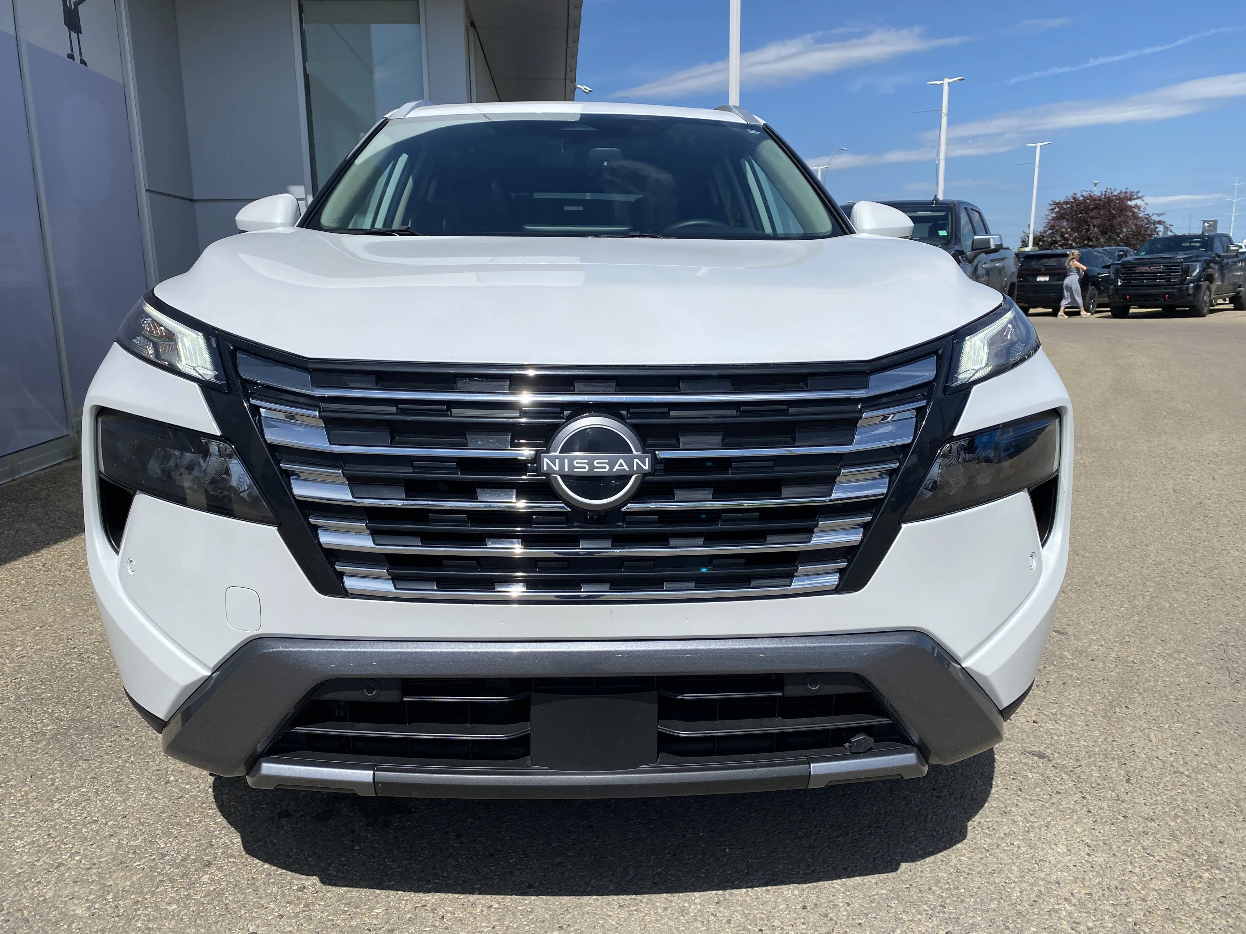 Certified Used 2025 White Nissan SL AWD * PANORAMIC SUNROOF * 360 CAMERA * RADAR CRUISE * image 7