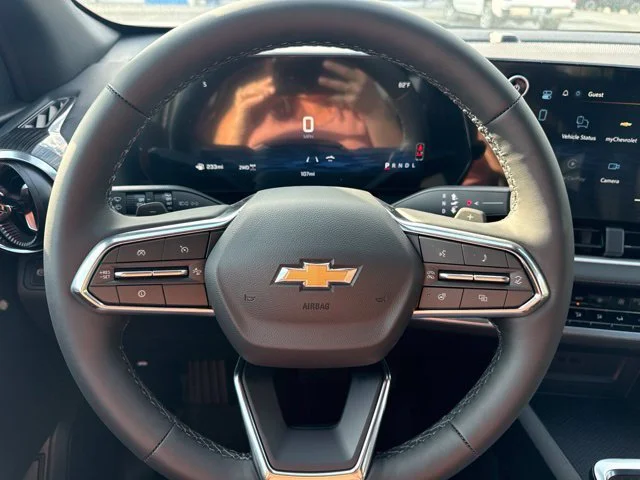 New 2027 Summit White Chevrolet LT image 22