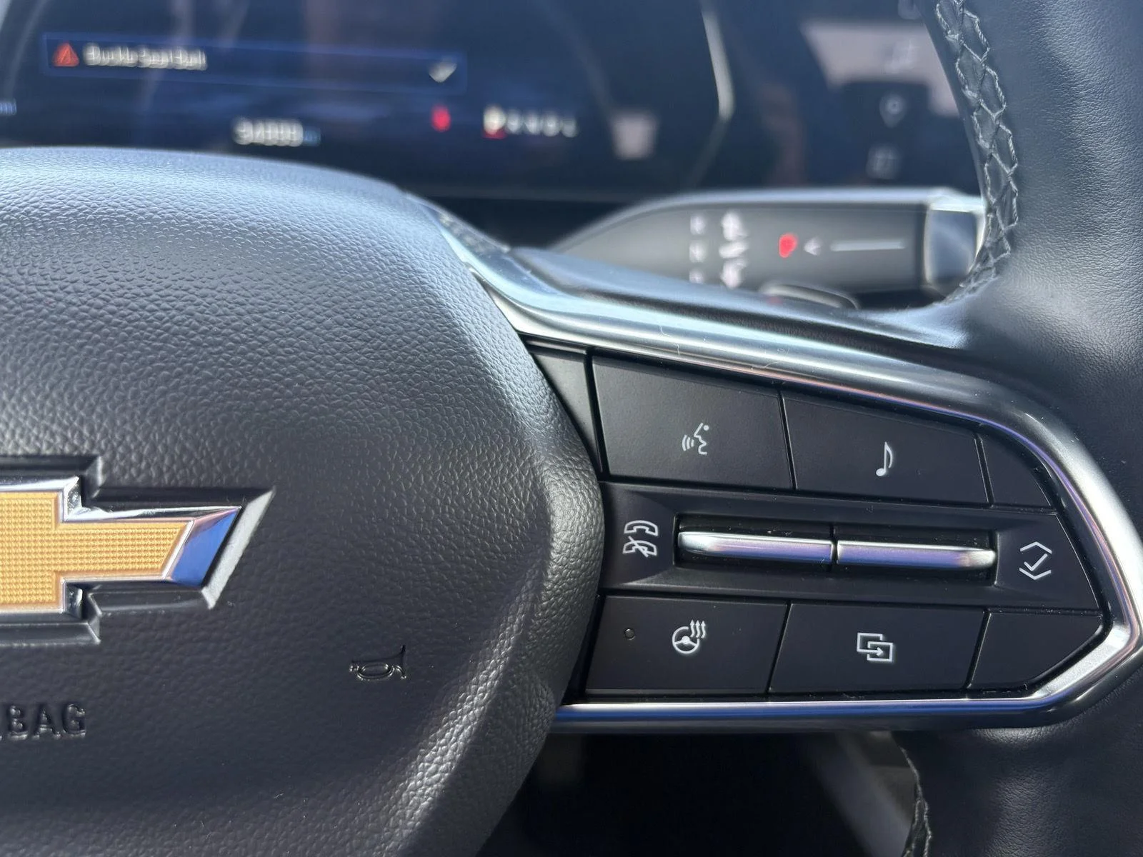 2025 Chevrolet Equinox LT - Photo 24