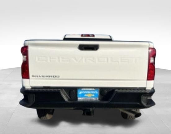 New 2025 Summit White Chevrolet WT image 3