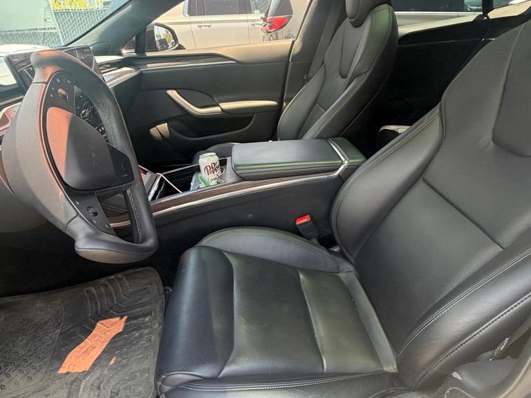 Used 2022 Solid Black Tesla Base image 4