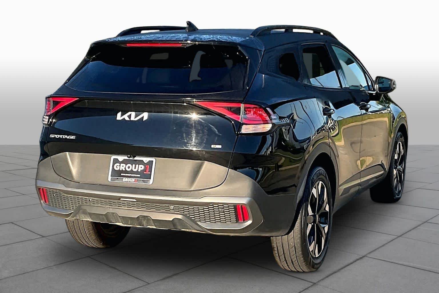 Used 2023 Ebony Black Kia X-Line image 13