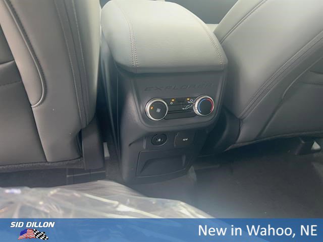 New 2026 Agate Black Metallic Ford Active image 11