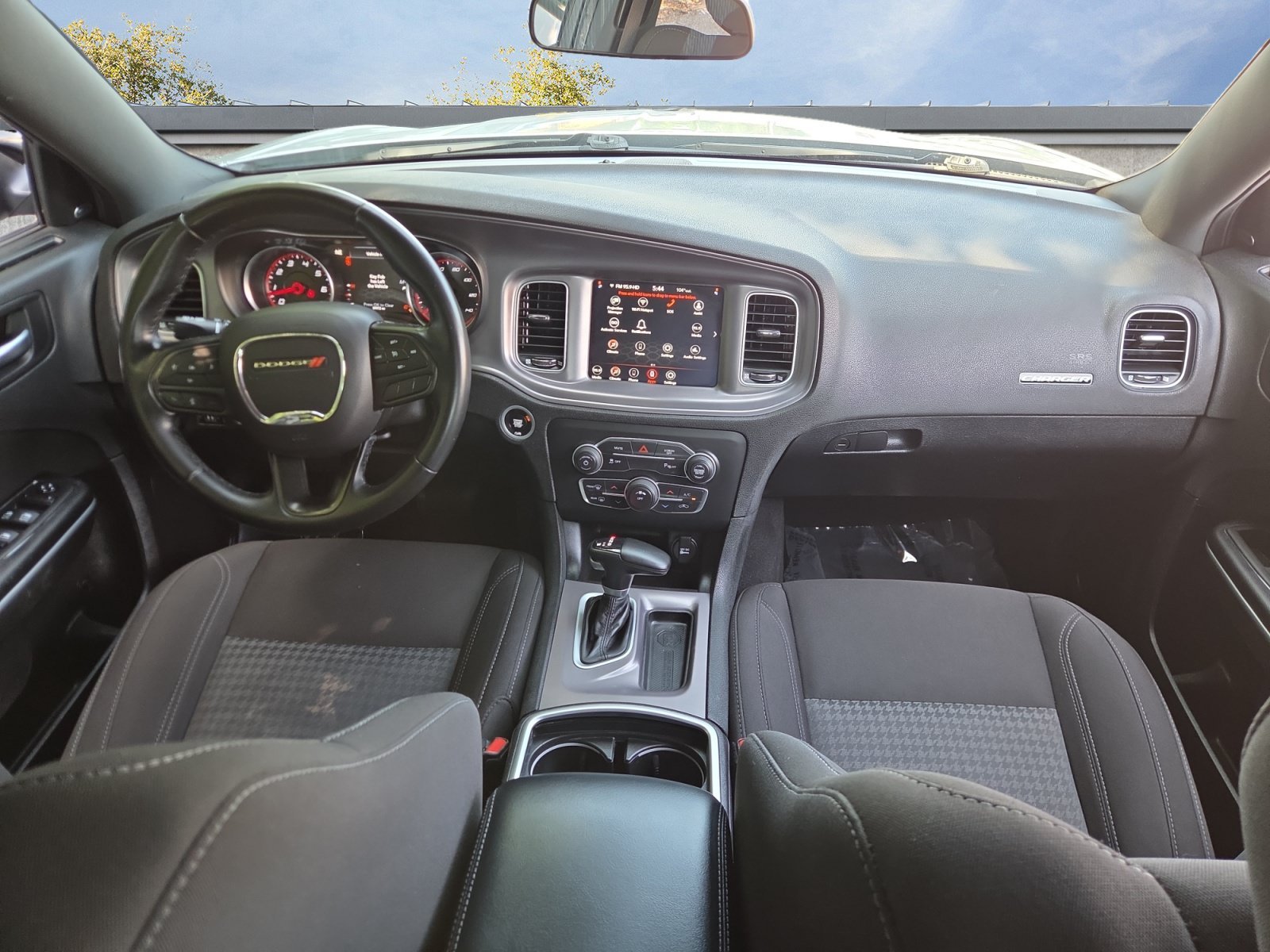 2023 Dodge Charger SXT - Photo 11
