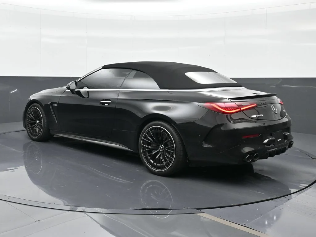 Used 2026  Mercedes-Benz CLE 53 AMG® image 2