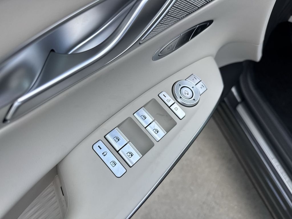 New 2027 Gray Genesis 2.5T SELECT image 15