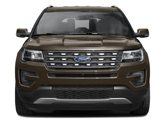 Used 2016  Ford Limited image 4