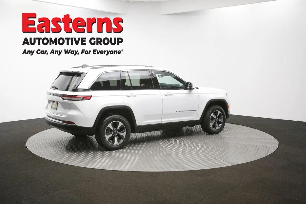Used 2023 White Jeep 4xe image 42